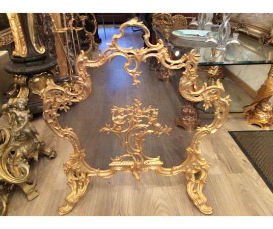 Pare Feu ancien En Bronze Doré De Style Louis XV