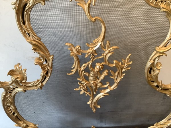 Pare Feu Style Louis XV en Bronze Doré