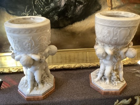 paire de vases anciennes en marbre blanc du 19 ème siècle