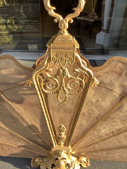 Pare Feu En éventail De Style Louis XVI