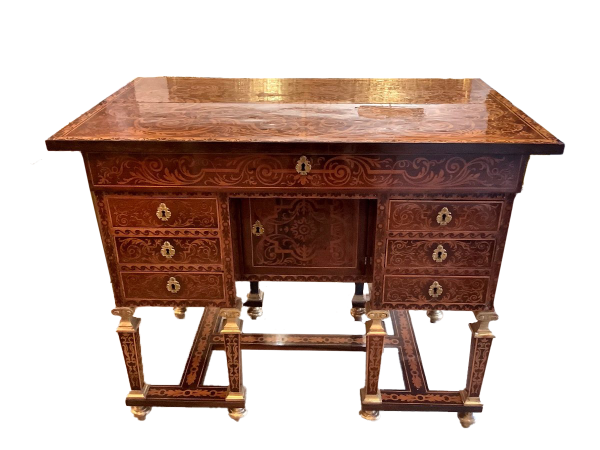 Bureau ancien Mazarin du  17ème siècle